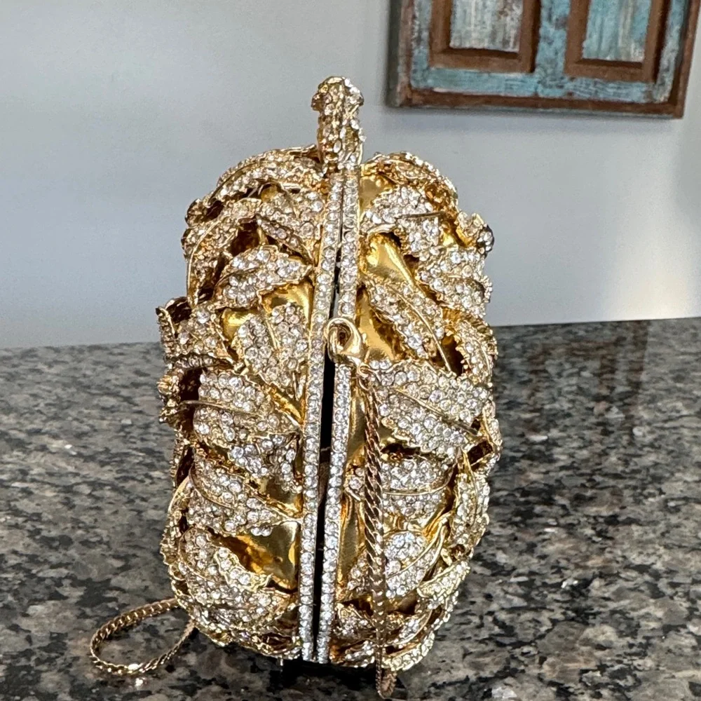 Elegant Gold Floral Clutch NWOT - Picture 8 of 16